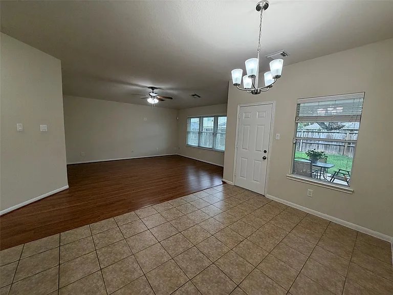 1922 Tower Bell Ln — Photo 18