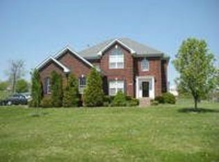 5317 Foxwood Dr, Crestwood, KY 40014