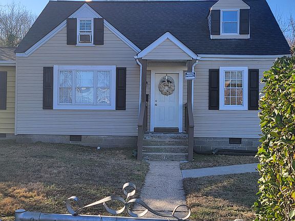 4th image of 3926 Peyton Ave