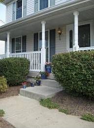 1st image of 923 Delray Dr