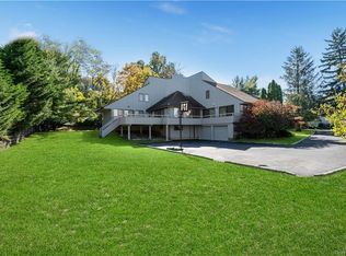 33 Pheasant Run, Scarsdale, NY 10583