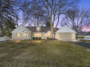 6052 Middle Lake Rd, Clarkston, MI 48346