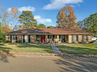 1403 Arlington St, Clinton, MS 39056