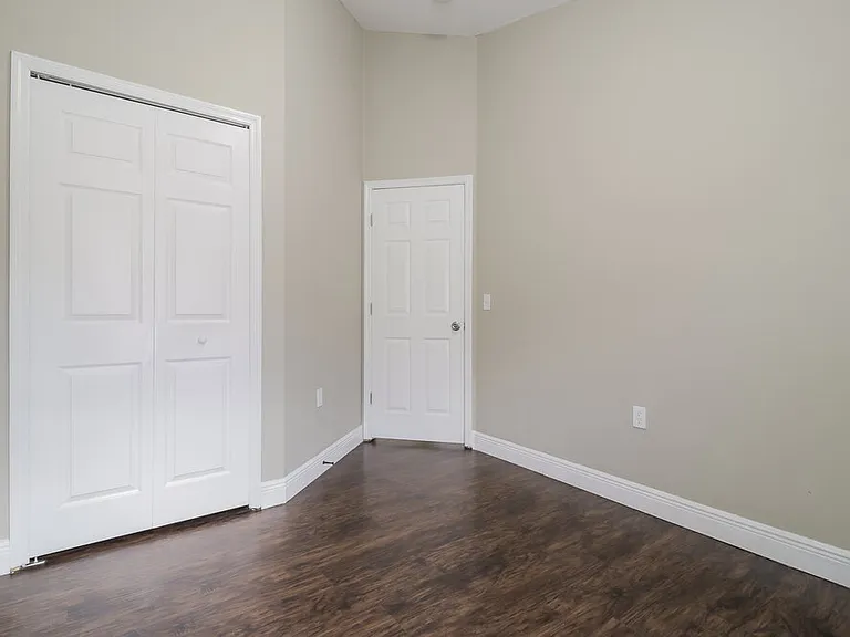 2408 Sonja Ct — Photo 12