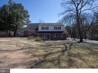 3104 Cloverly Dr, Furlong, PA 18925