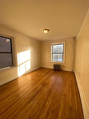 Rented by Houses of New York Realty LLC | media 8