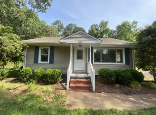 211 Hodges Cove Rd, Yorktown, VA 23692