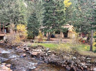 704 Riverside Dr, Lyons, CO 80540