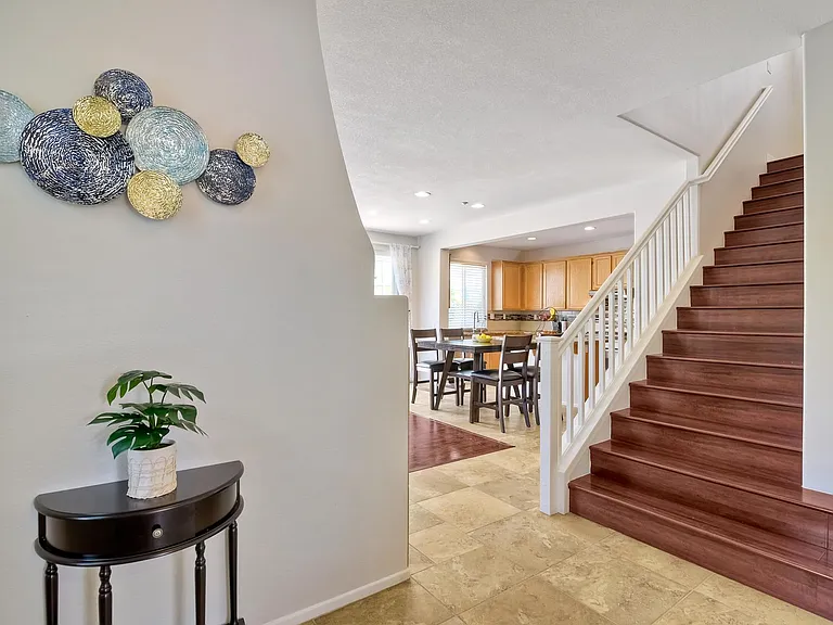 16471 Calloway Dr — Photo 3