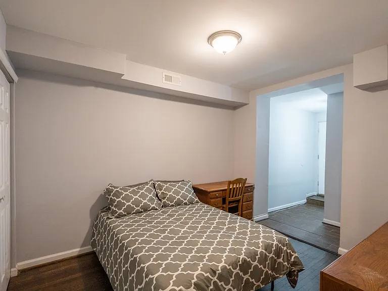 1247 Meigs Pl NE #1 — Photo 11