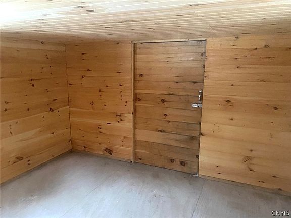 4th image of 9382 Redman Rd