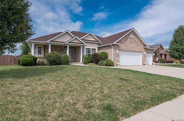1st image of 323 Aberdeen Dr