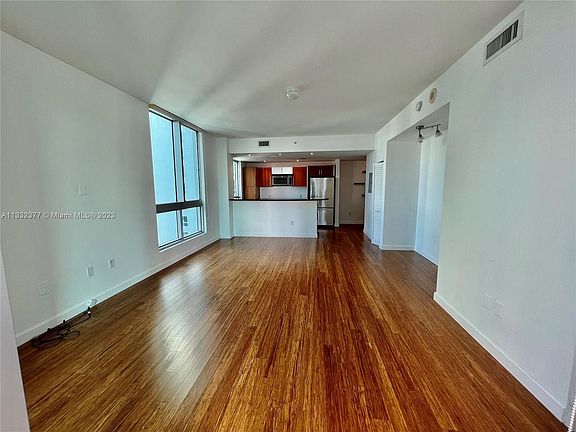 2nd image of 300 S Biscayne Blvd APT 3001
