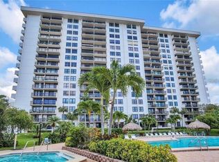 400 Island Way APT 210, Clearwater, FL 33767
