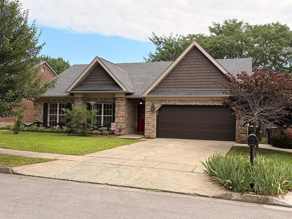 821 Keene Wood Dr - Property Image