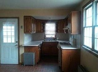 19 Reid St, Sayreville, NJ 08872