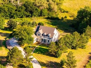 884 Riverview Rd, Plainville, KS 67663