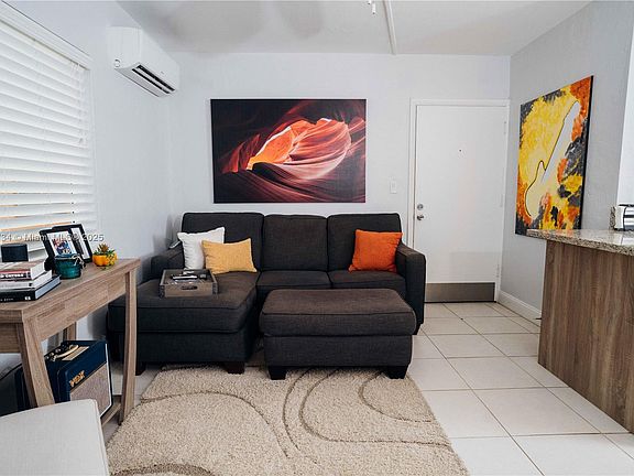 4th image of 7901 SW 64th Ave APT 6