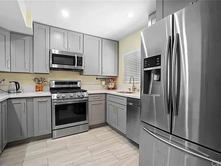 5700 Etiwanda Ave #186 — Photo 2