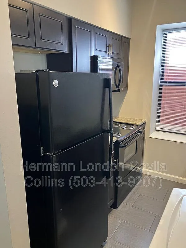 3856 Folsom Ave — Photo 4