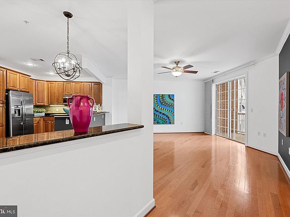 4th image of 400 Cameron Station Blvd APT 305