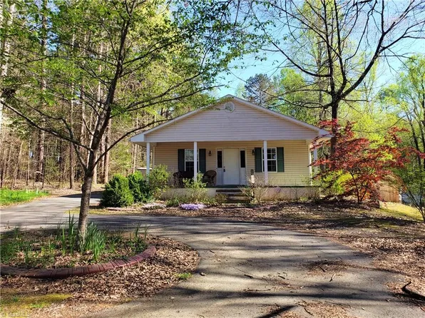 1744 Swing Dr, Winston Salem, NC 27127