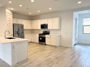 2124 W Sleepy Ranch Rd, Phoenix, AZ 85085