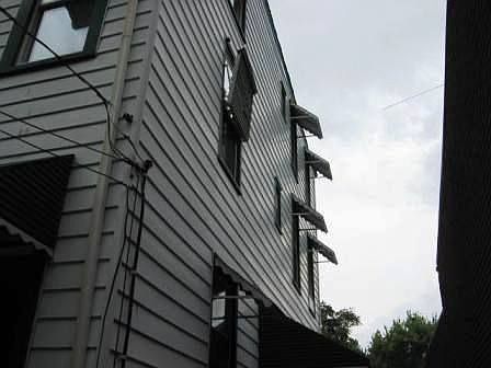 3rd image of 2484 Seegar Ave