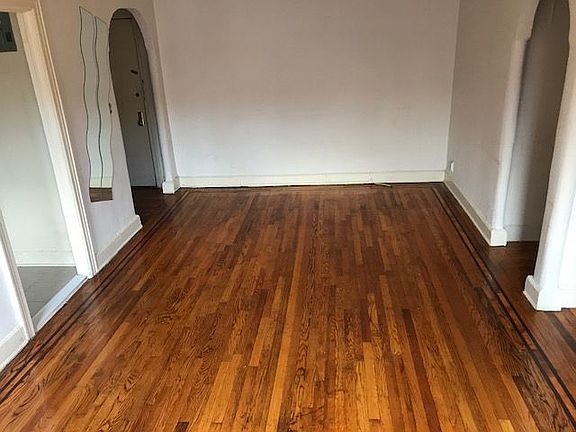 3rd image of 4536 39th Pl APT 3C