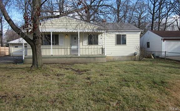 2nd image of 4341 Carmanwood Dr