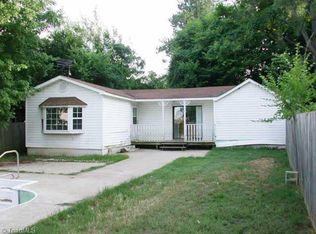 115 Hemstead St, Lexington, NC 27292