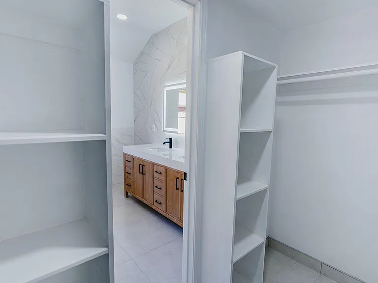 8805 Barton Creek Dr — Photo 20