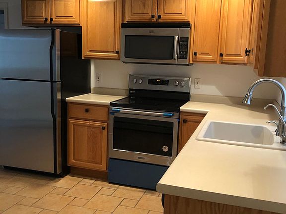 3rd image of 138 High St #5