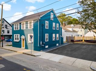 326 Thames St #3, Bristol, RI 02809