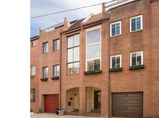 2124 Appletree St, Philadelphia, PA 19103