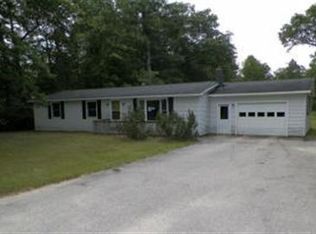 7801 Sturgeon Valley Dr, Indian River, MI 49749