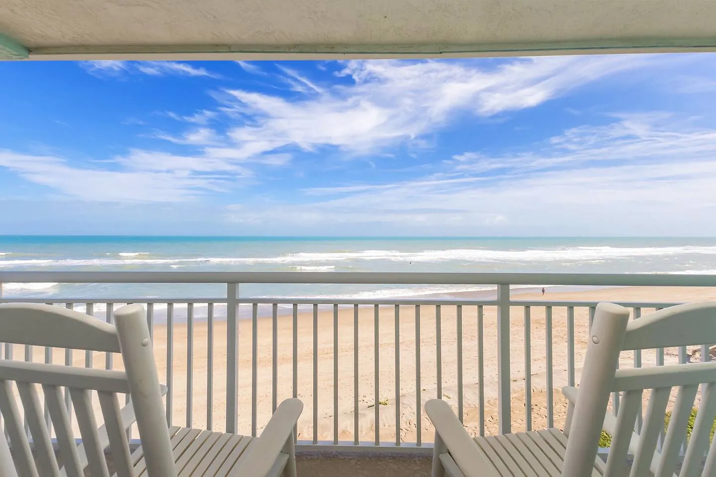 2 bed, 2.5 bath, 1290 sqft, $4,950 — Photo 4