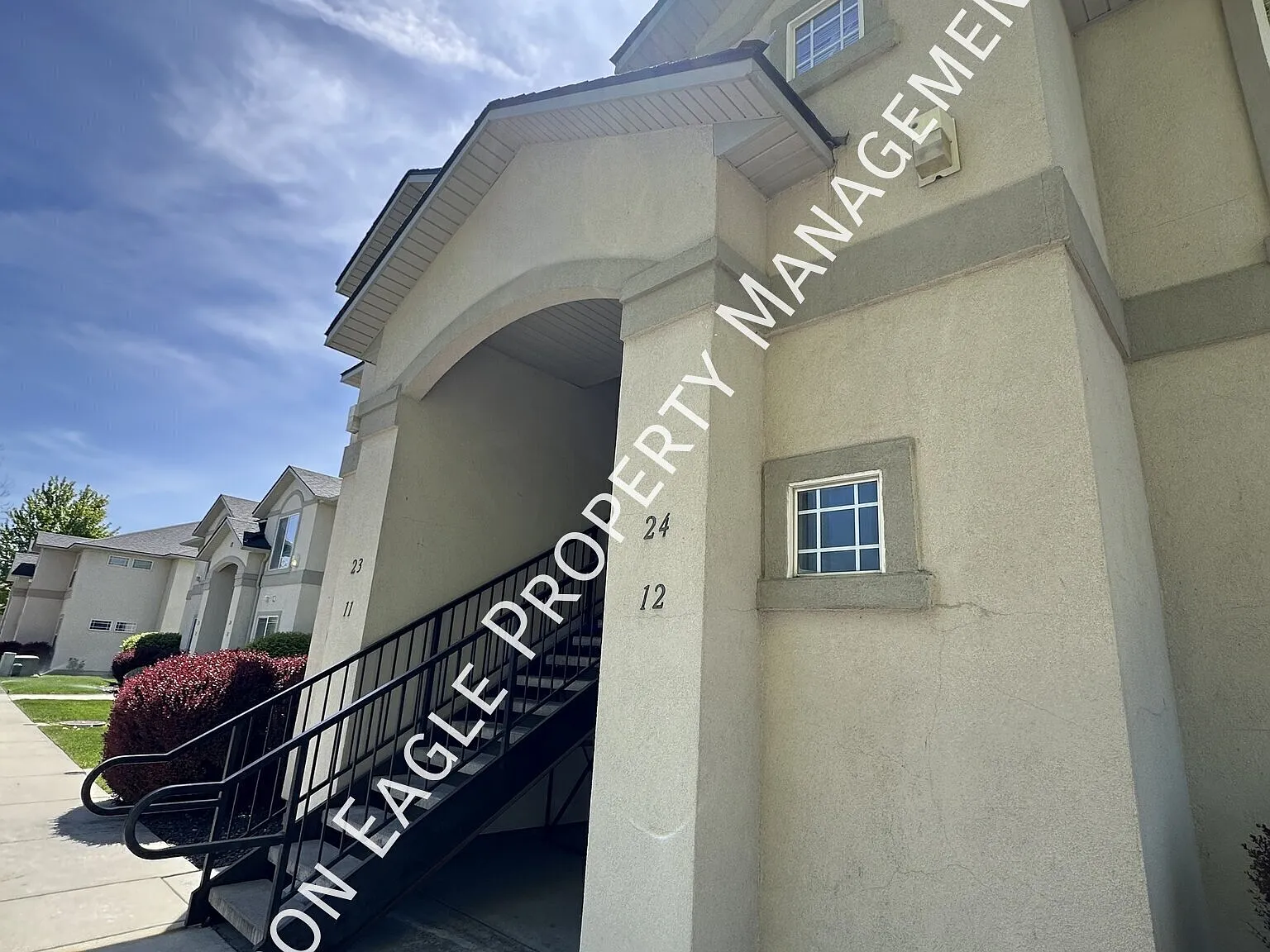 1805 E Overland Rd — Photo 1