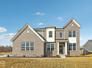 6596 Dogwood Dr, McCordsville, IN 46055