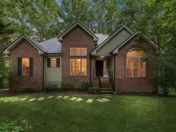 1059 Wildlife Trl, Kingston Springs, TN 37082