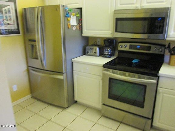 5th image of 425 Buchanan Ave Unit 208