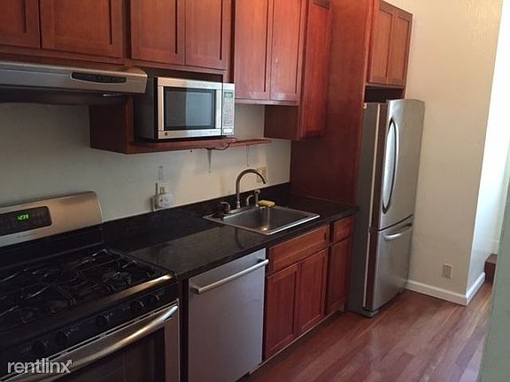 4th image of 207 Chattanooga St #B
