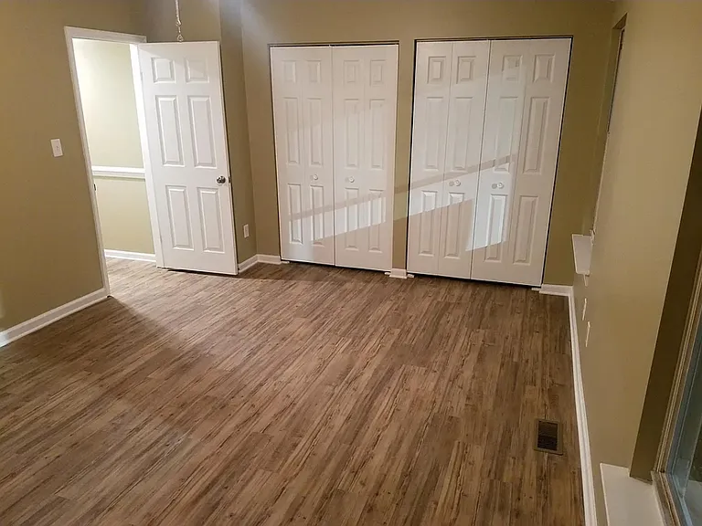1701 Kayla Ct — Photo 16