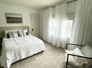 2160 N 52nd St #2162, Milwaukee, WI 53208