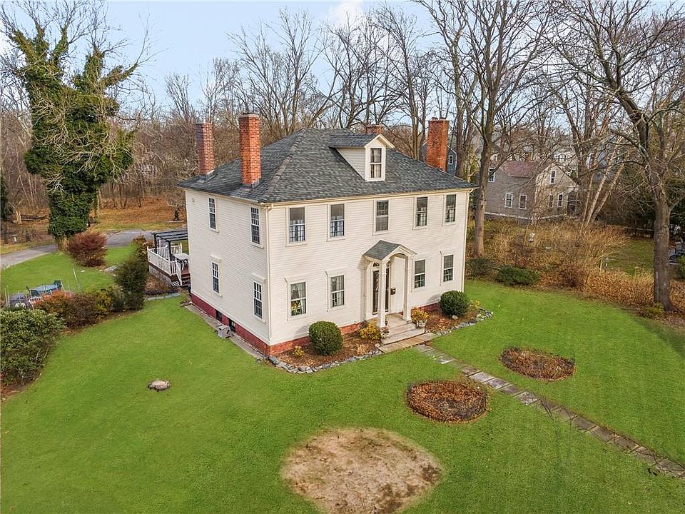 141 Post Rd, Warwick, RI 02888 Zillow