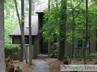 4 Stoneridge Cir, Durham, NC 27705