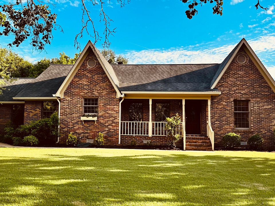 1st image of 293 Colony Ln NW