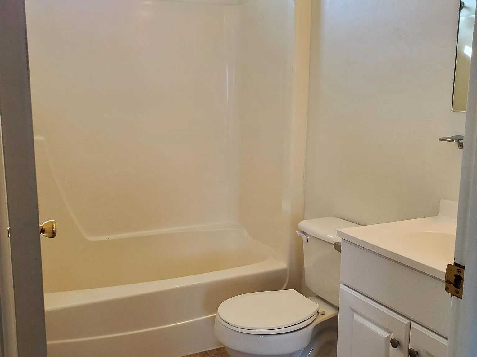 2 bed, $1,295 — Photo 4