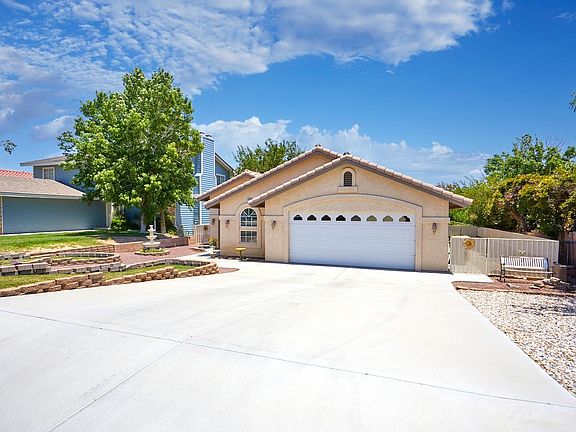 4th image of 13185 Alta Vista Dr