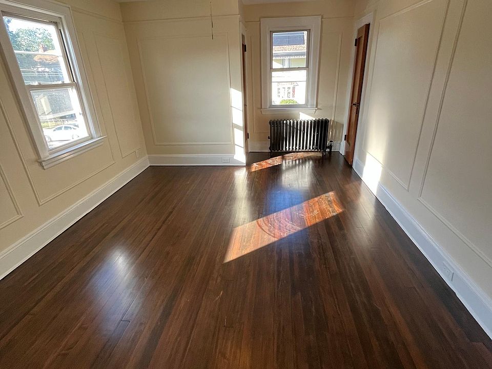 1st image of 188-12 Suffolk Dr #2